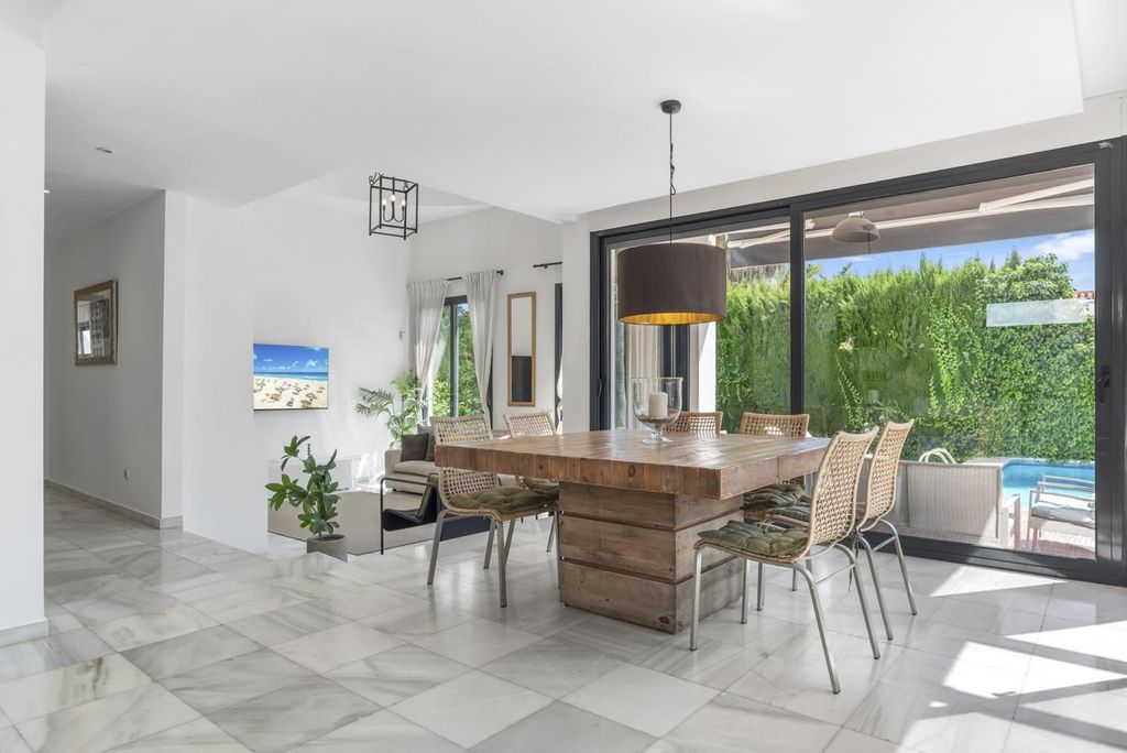 Maison de luxe à vendre à Marbella, 1 400 000 €, Photo 7