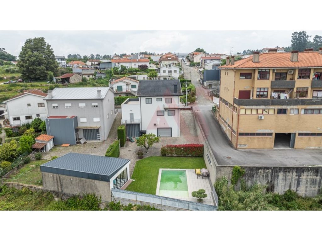 Luxury House for sale in Paredes, 499 000 €, Photo 2