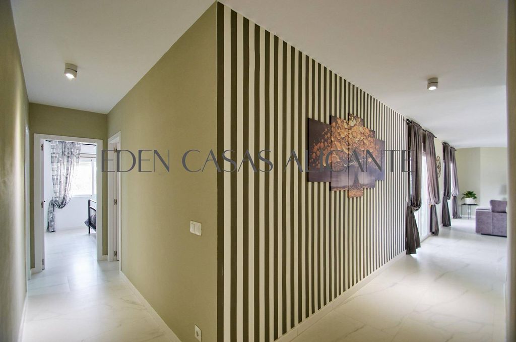 Maison de luxe à vendre à Busot, 525 000 €, Photo 2