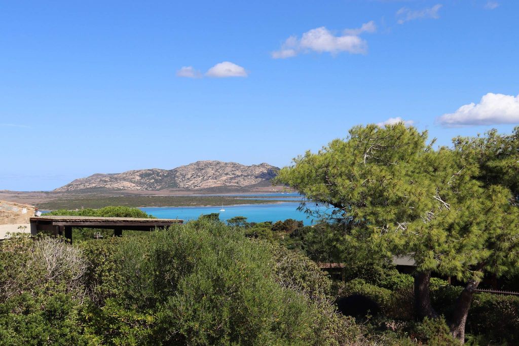 Luxury House for sale in Stintino, 490 000 €, Photo 1