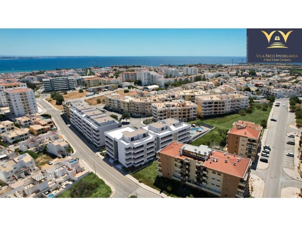 Luxury Apartment for sale in Lagos, 810 000 €, Photo 2