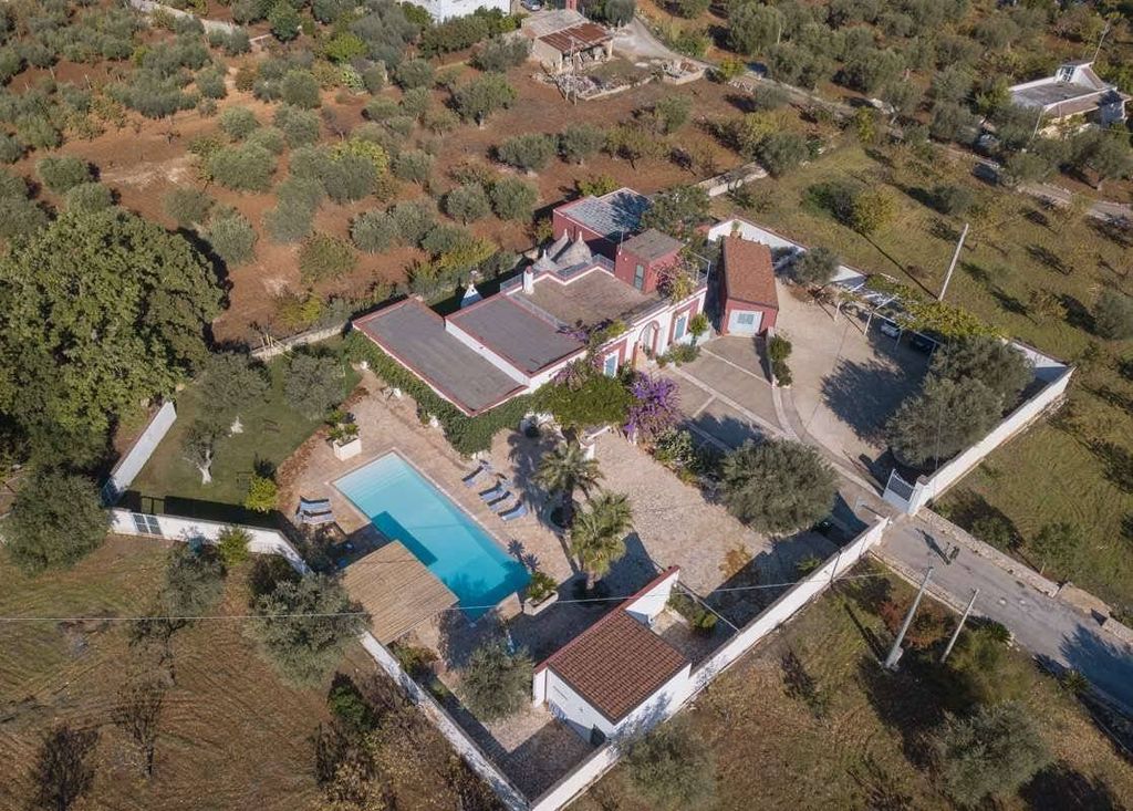 Luxury House for sale in Monopoli, 1 450 000 €, Photo 1