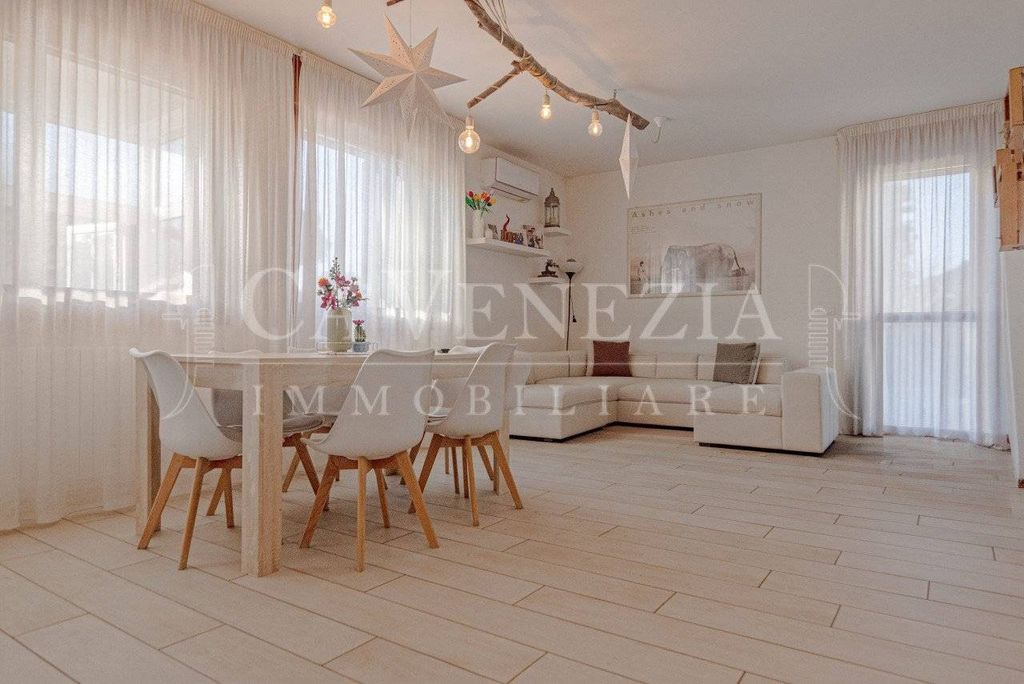 Luxury Apartment for sale in Venice, 795 000 €, Photo 1
