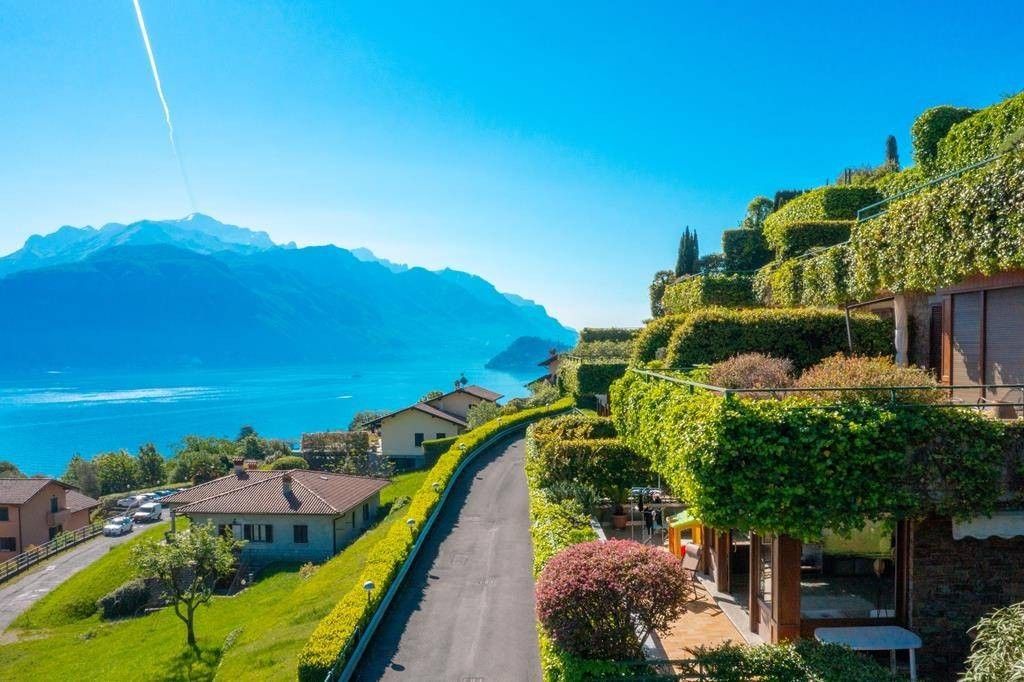 Luxury Apartment for sale in Menaggio, 850 000 €, Photo 1