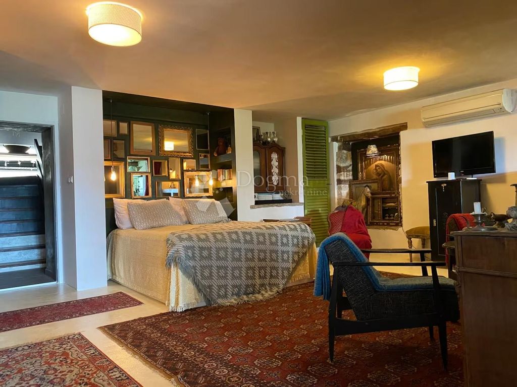 Luxury Apartment for sale in Motovun, 435 000 €, Photo 4