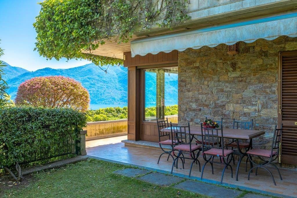 Luxury Apartment for sale in Menaggio, 850 000 €, Photo 5