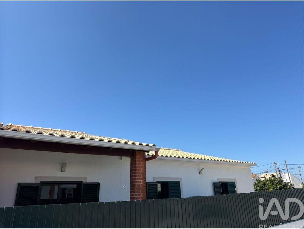 Luxury House for sale in Sesimbra, 425 000 €, Photo 1