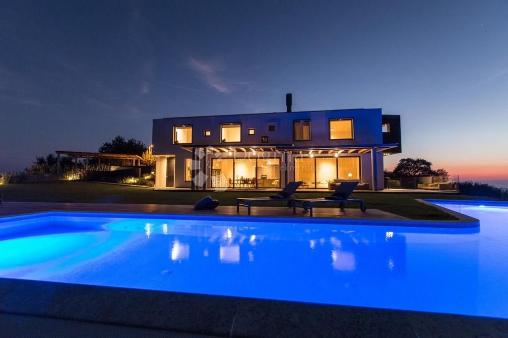 Maison de luxe à vendre à Motovun, 3 100 000 €, Photo 3