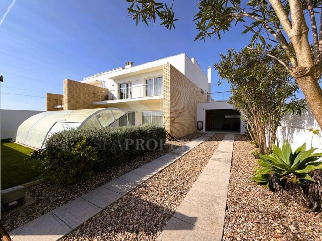 Maison de luxe à vendre à Peniche, 695 000 €, Photo 1