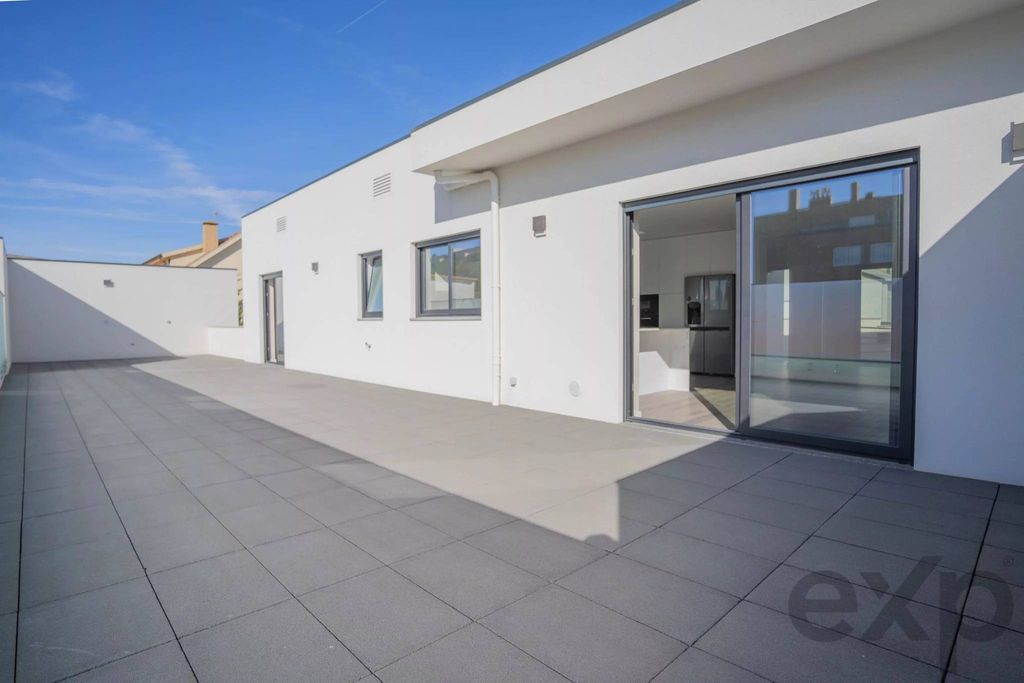 Maison de luxe à vendre à São Félix Da Marinha, 595 000 €, Photo 1