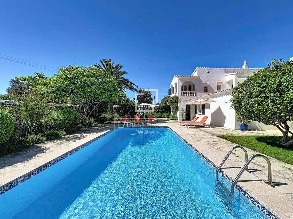 Luxury House for sale in Es Castell, 1 985 000 €, Photo 1