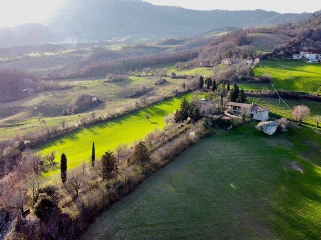 Luxury House for sale in Bobbio, 1 450 000 €, Photo 3