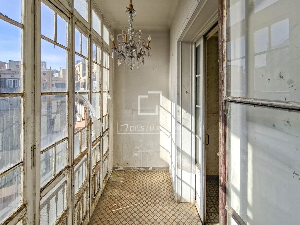 Luxury Apartment for sale in Barri Gòtic, 675 000 €, Photo 7