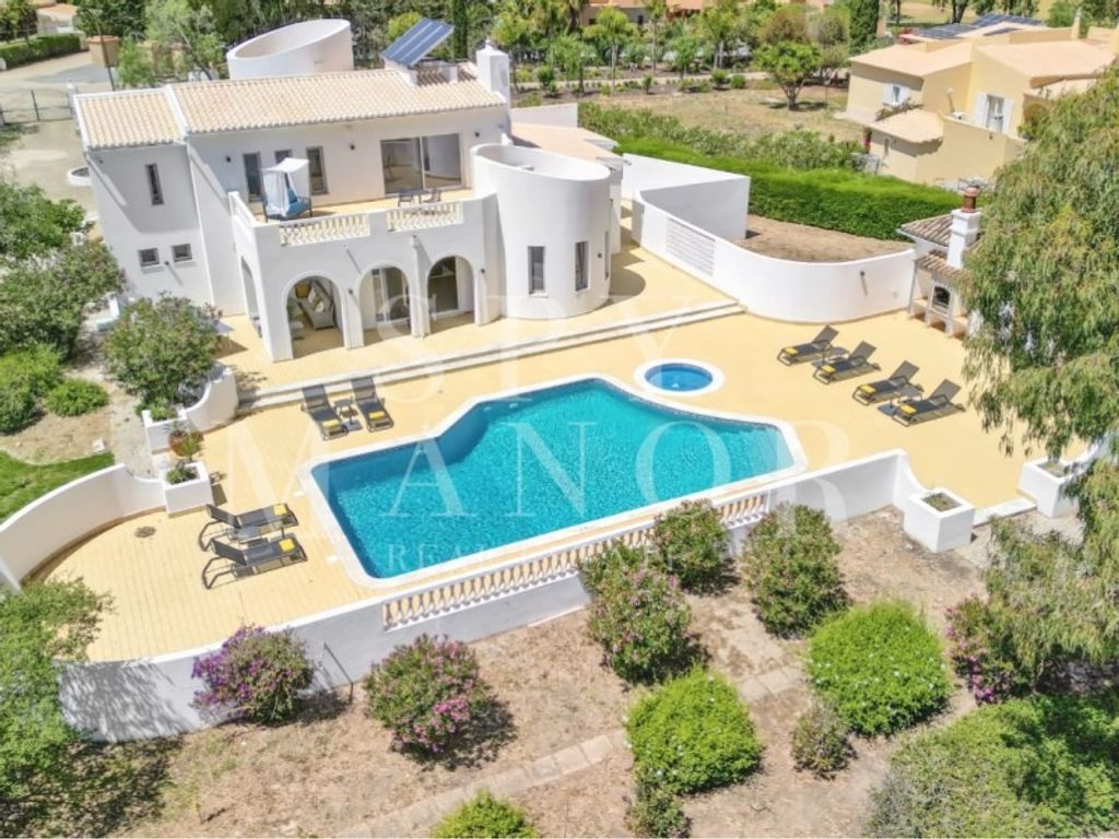 Luxury House for sale in Portimão, 1 850 000 €, Photo 1