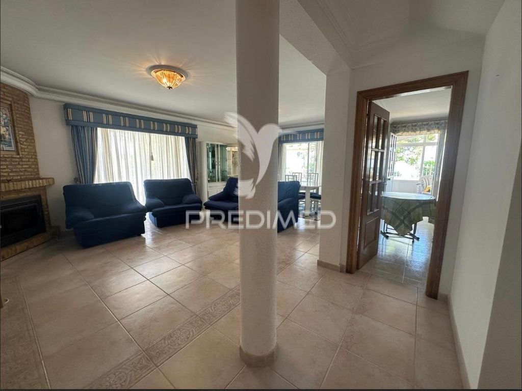 Luxury House for sale in Portimão, 615 000 €, Photo 5