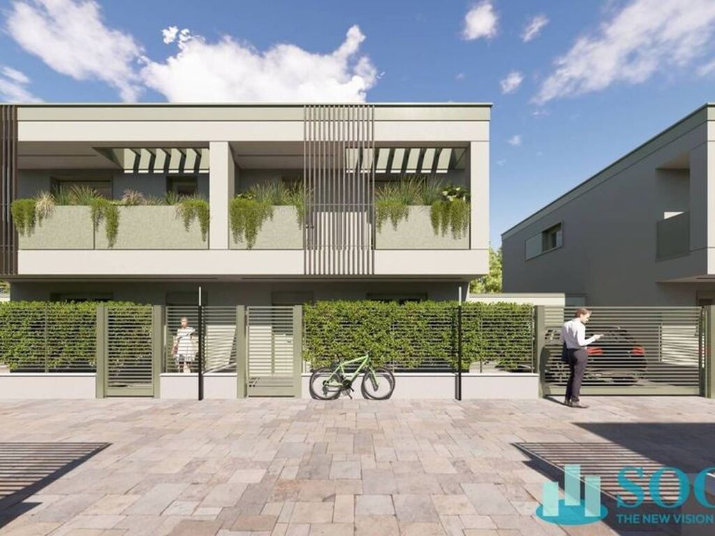 Luxury House for sale in Monza, 721 000 €, Photo 1