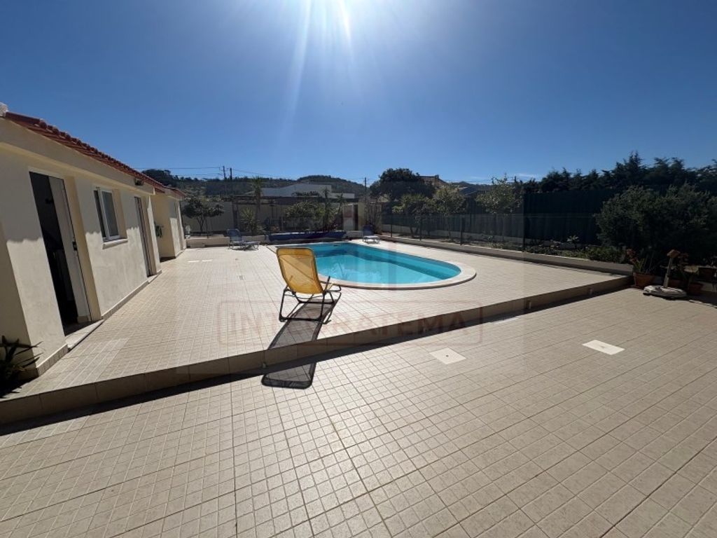 Maison de luxe à vendre à Alcobaça, 450 000 €, Photo 2