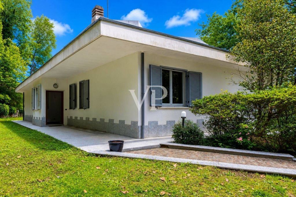 Maison de luxe à vendre à Carimate, 1 200 000 €, Photo 3