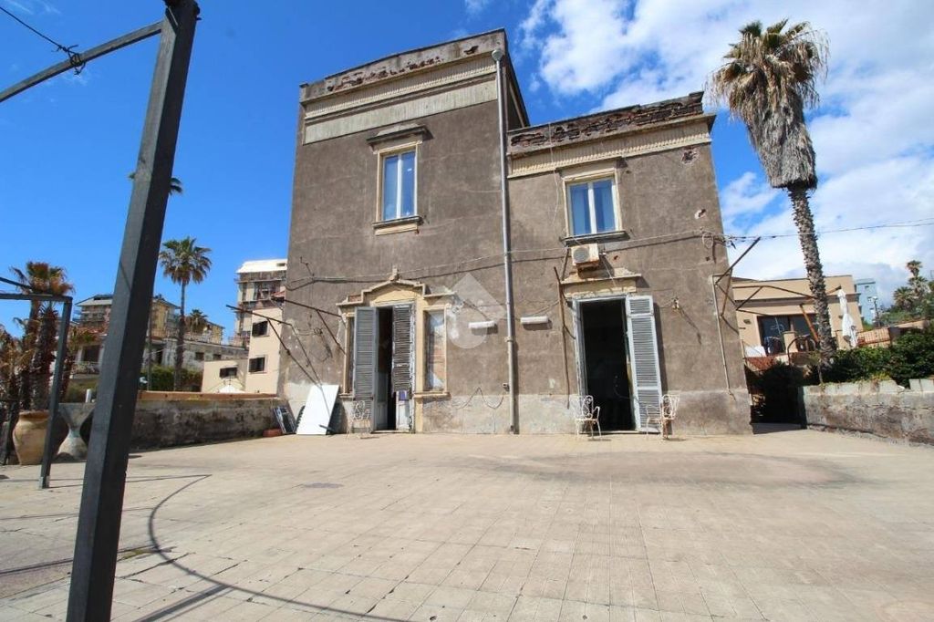 Luxury House for sale in Catania, 1 780 000 €, Photo 3