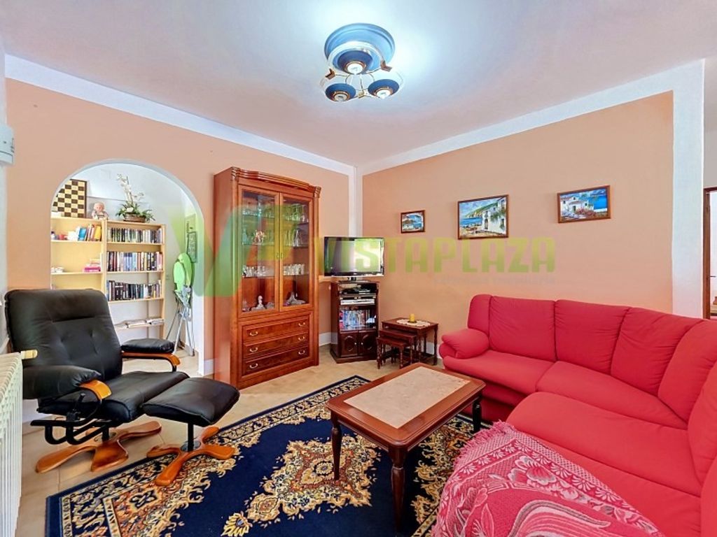 Luxury House for sale in Portimão, 665 000 €, Photo 7