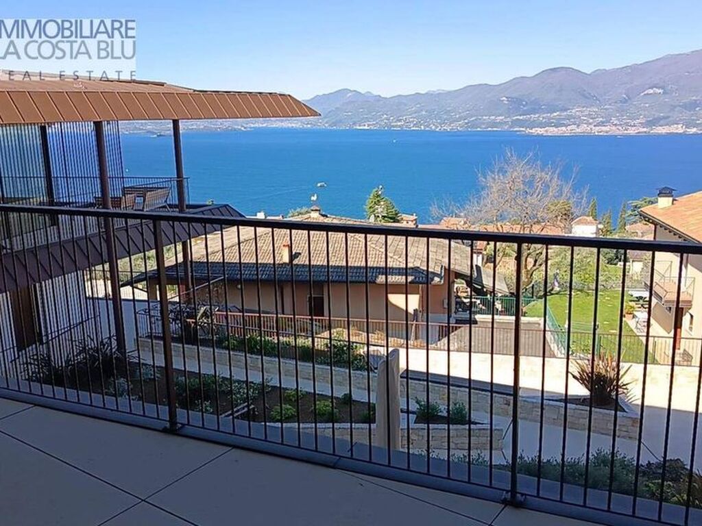 Appartement de luxe à vendre à Torri Del Benaco, 760 000 €, Photo 1