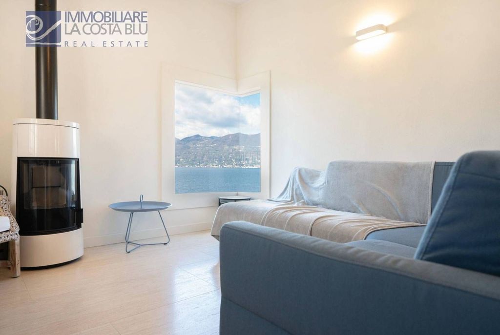 Luxury House for sale in Torri Del Benaco, 850 000 €, Photo 2
