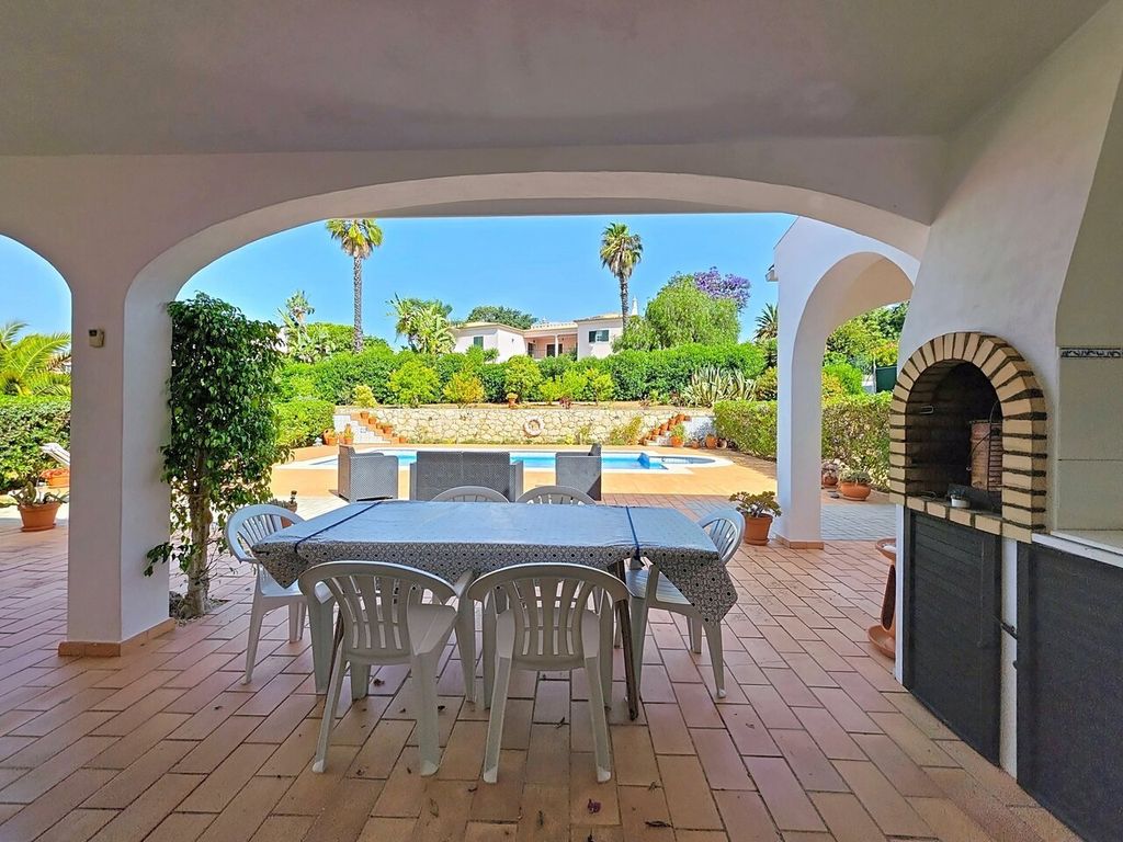 Luxury House for sale in Portimão, 665 000 €, Photo 3