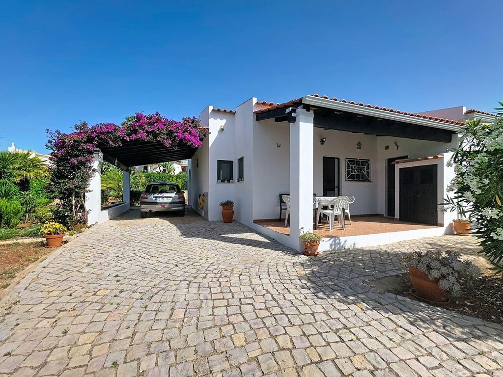 Luxury House for sale in Portimão, 665 000 €, Photo 4