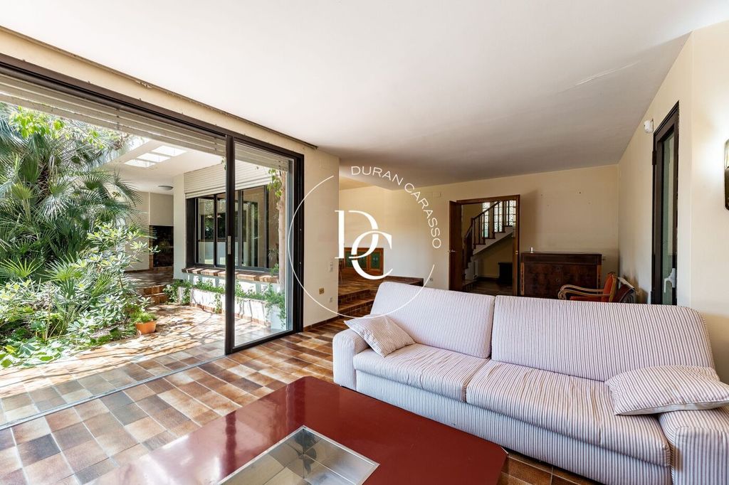 Maison de luxe à vendre à Cubelles, 780 000 €, Photo 6