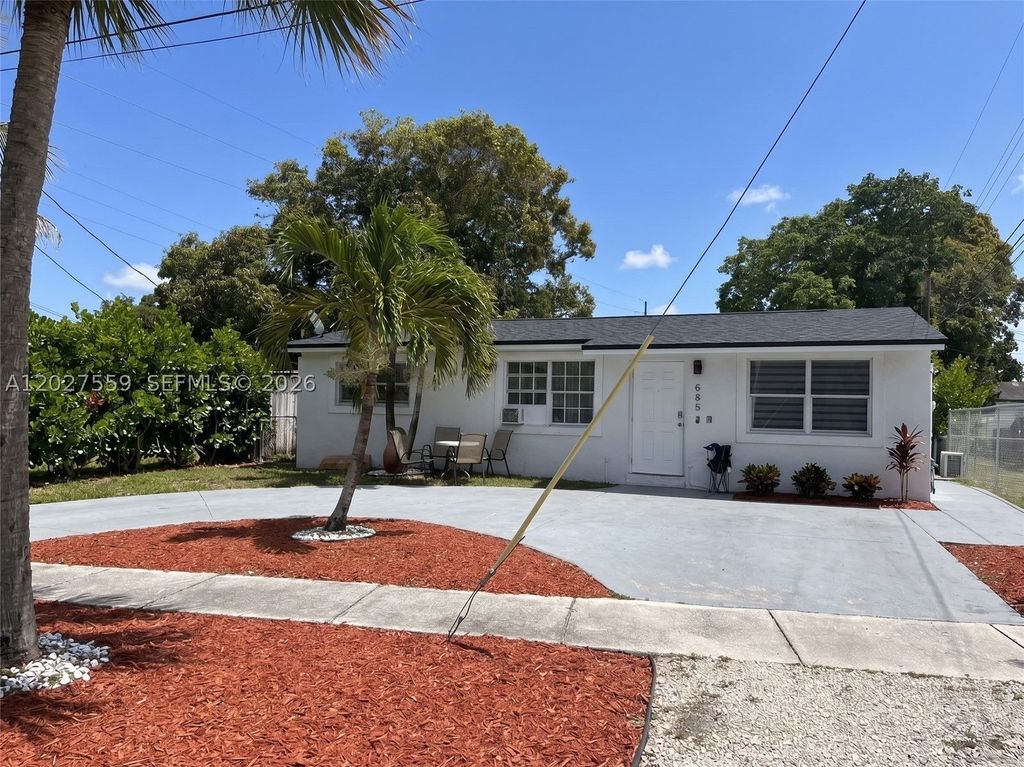Maison de luxe à vendre à Dania Beach, 548 486 €, Photo 1