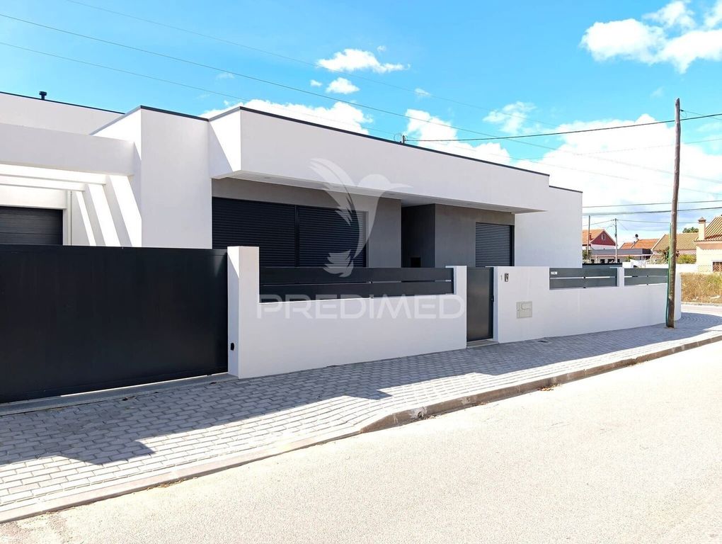 Luxury House for sale in Seixal, 550 000 €, Photo 1