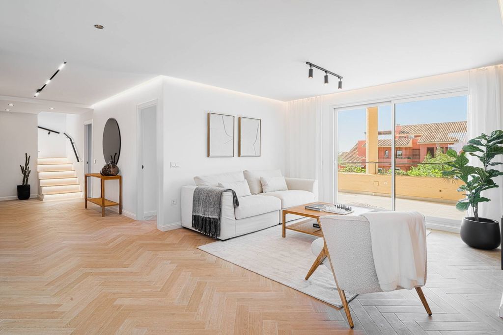 Appartement de luxe à vendre à Marbella, 995 000 €, Photo 1
