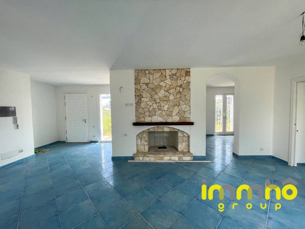 Luxury House for sale in Stintino, 900 000 €, Photo 4