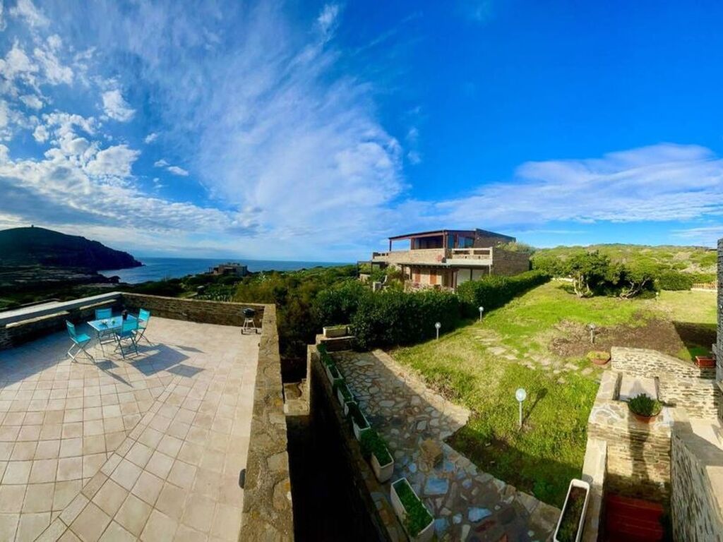 Luxury House for sale in Stintino, 899 000 €, Photo 1