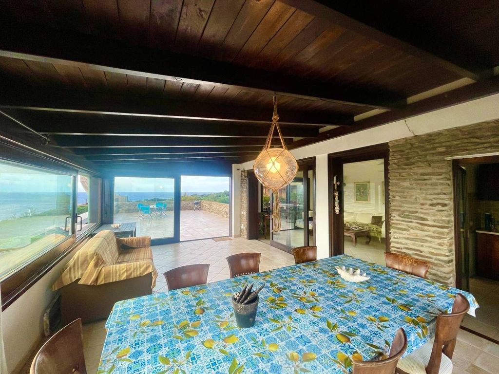 Luxury House for sale in Stintino, 899 000 €, Photo 4