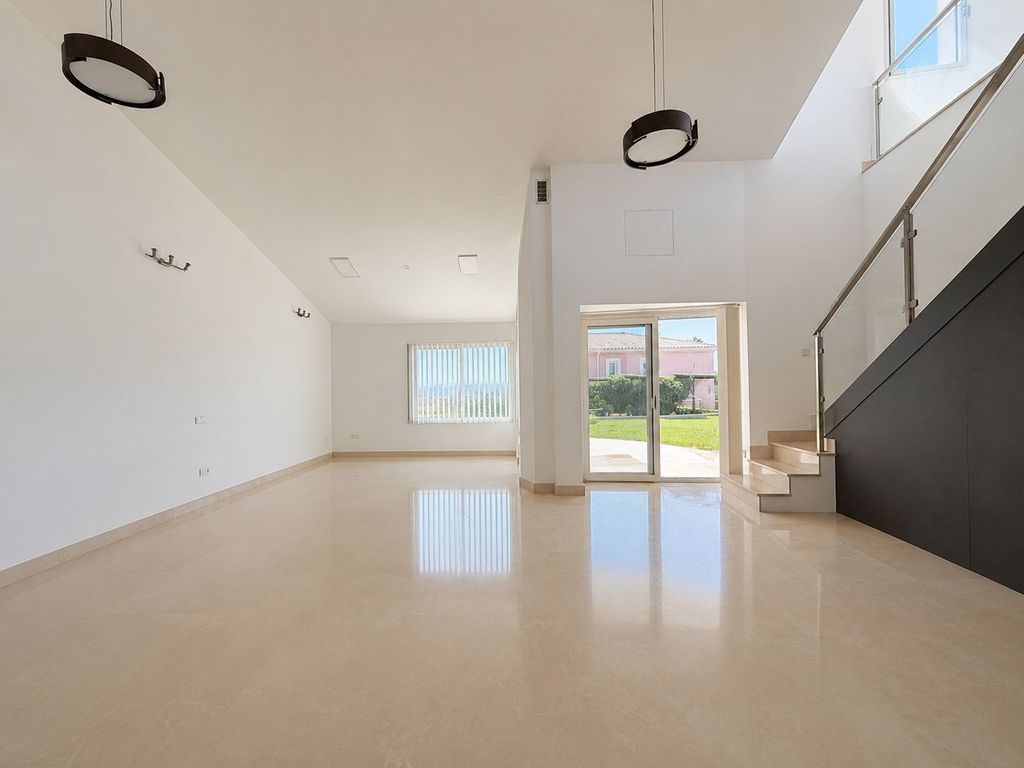 Maison de luxe à vendre à Alcaidesa, 1 680 000 €, Photo 5