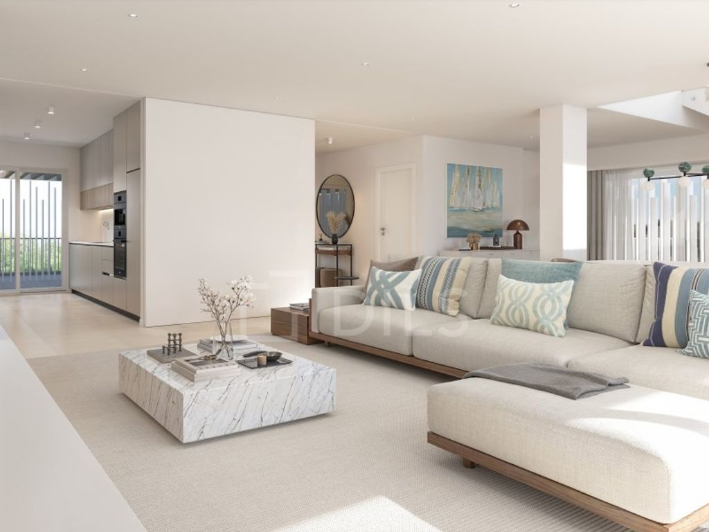 Luxury House for sale in Portimão, 635 000 €, Photo 1