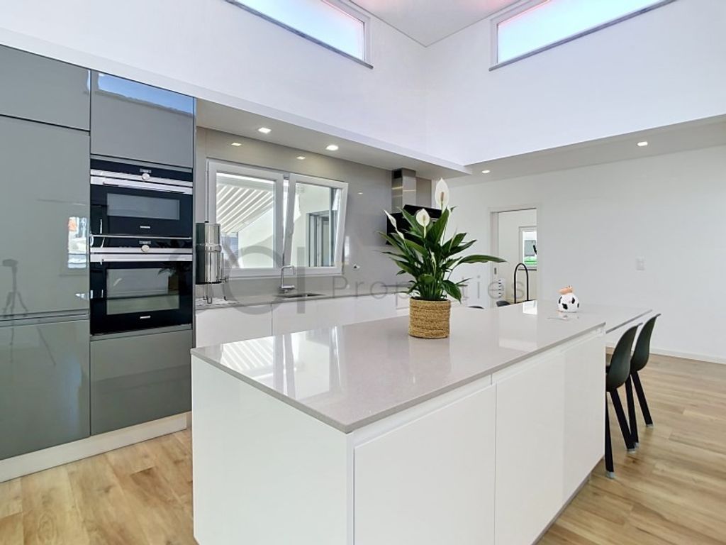 Maison de luxe à vendre à Setúbal, 745 000 €, Photo 2