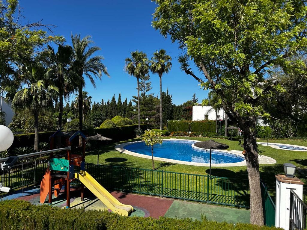 Maison de luxe à vendre à Marbella, 789 000 €, Photo 4