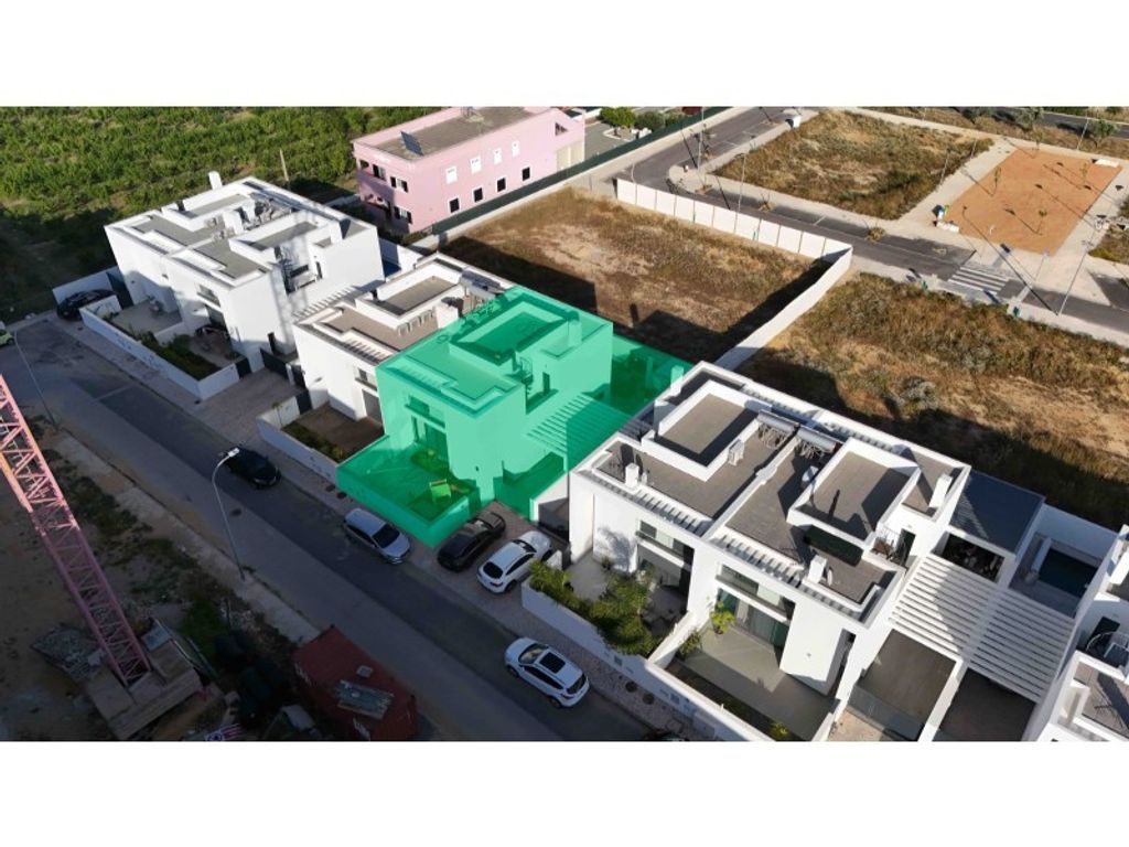 Luxury House for sale in Olhão, 695 000 €, Photo 1