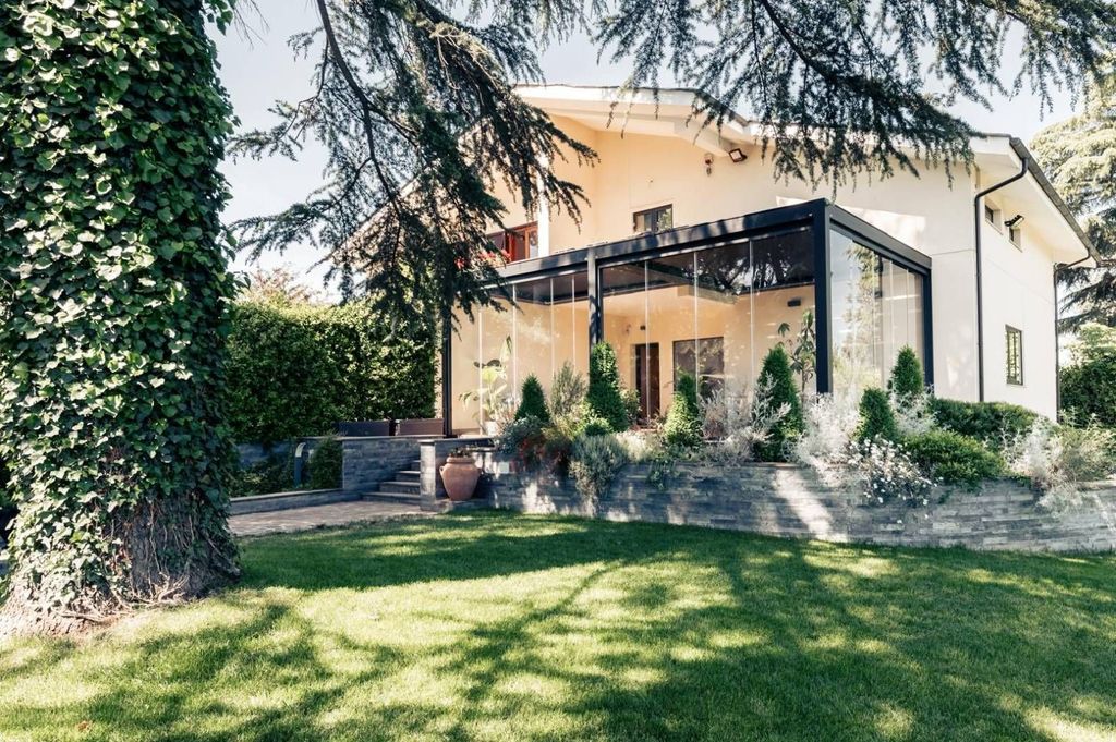 Luxury House for sale in Rome, 850 000 €, Photo 3