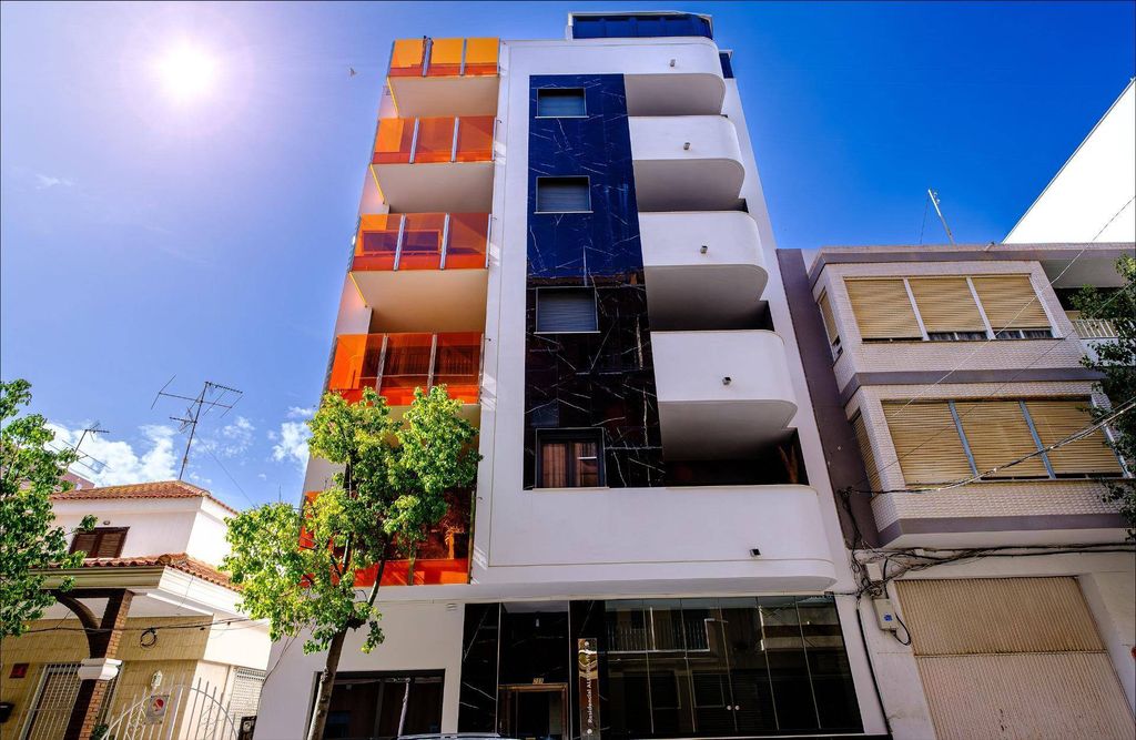 Appartement de luxe à vendre à Torrevieja, 574 900 €, Photo 1