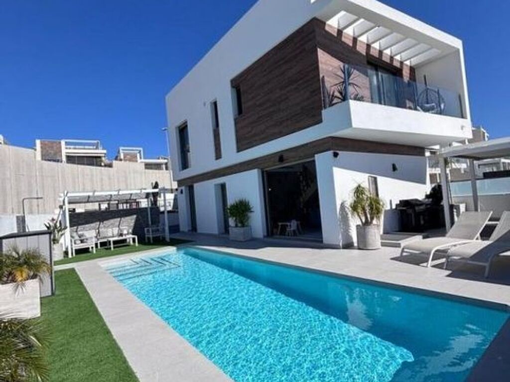 Maison de luxe à vendre à Playas de Orihuela, 595 000 €, Photo 1