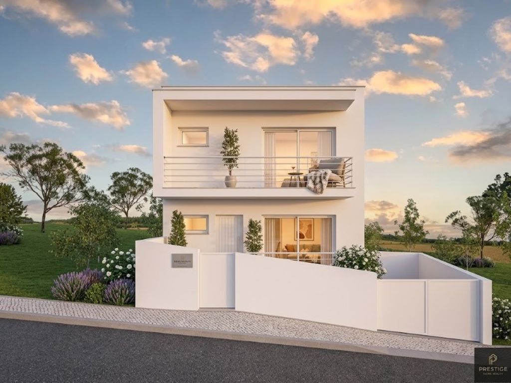 Maison de luxe à vendre à Nazaré, 400 000 €, Photo 1