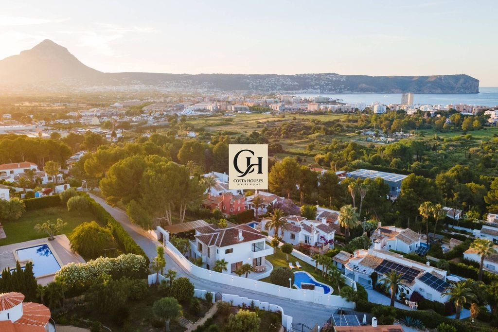 Luxury House for sale in Javea, 3 500 000 €, Photo 1
