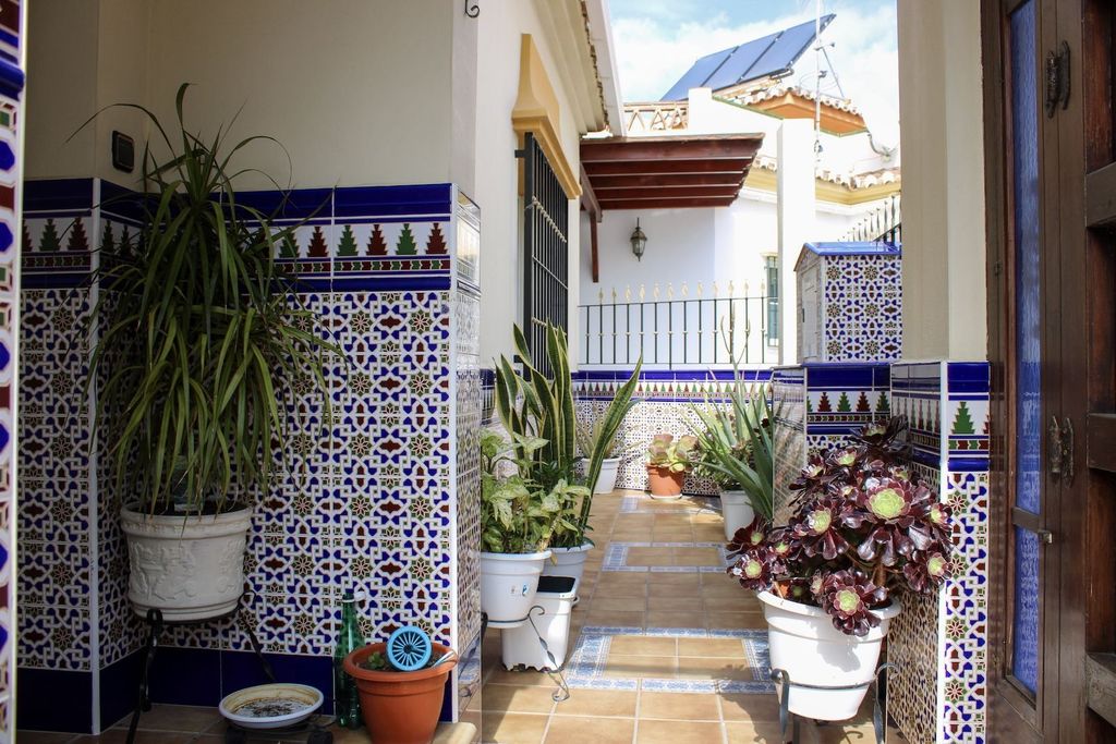 Luxury House for sale in Nerja, 795 000 €, Photo 5