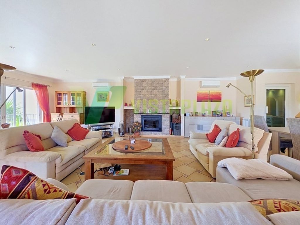 Luxury House for sale in Portimão, 915 000 €, Photo 7