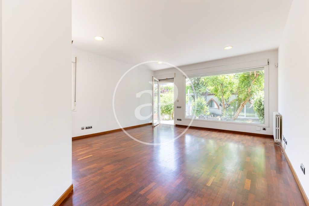 Maison de luxe à vendre à Sabadell, 700 000 €, Photo 3