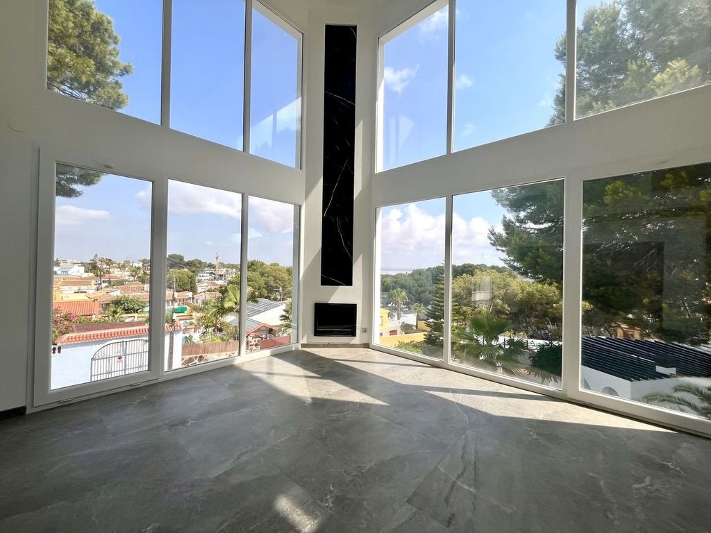 Maison de luxe à vendre à Torrevieja, 849 000 €, Photo 5