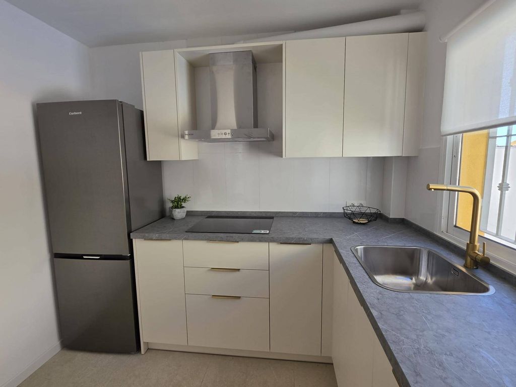 Luxury House for sale in Benalmádena, 469 000 €, Photo 6